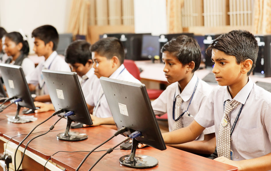 Computer-Laboratory2_Nirmalamatha-Matric-School