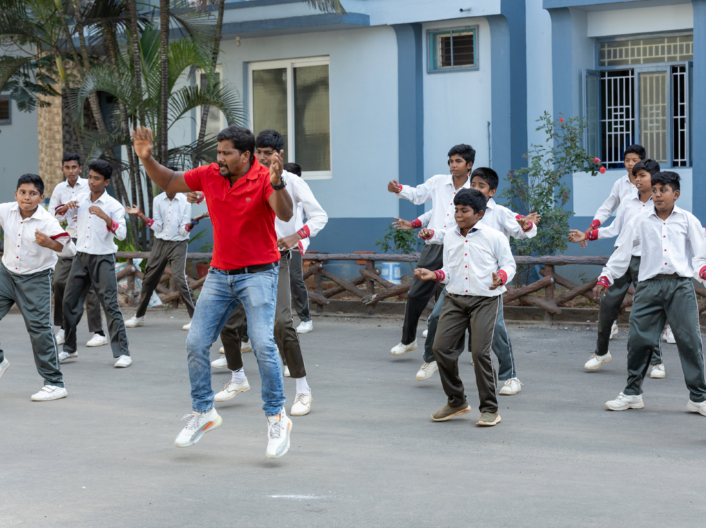 Dance1_Nirmalamatha-Matric-School