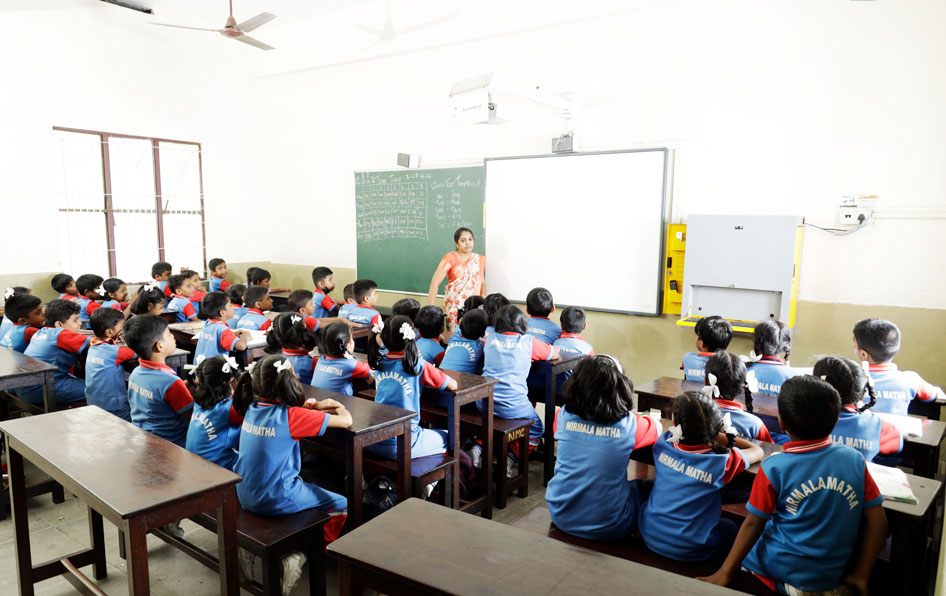 Smart-Class_Nirmalamatha-Matric-School
